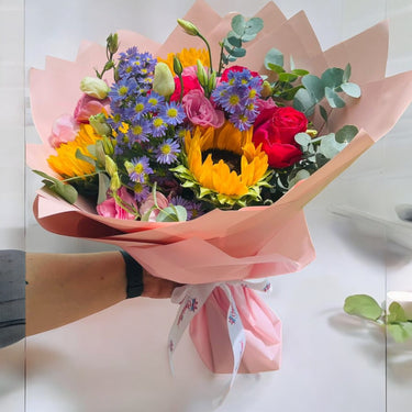 Hot Pink Roses & Sunflowers Bouquet